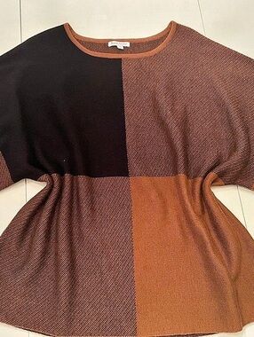 NorthStyle Color Block Short Sleeve Tunic in Brown & Black Like New